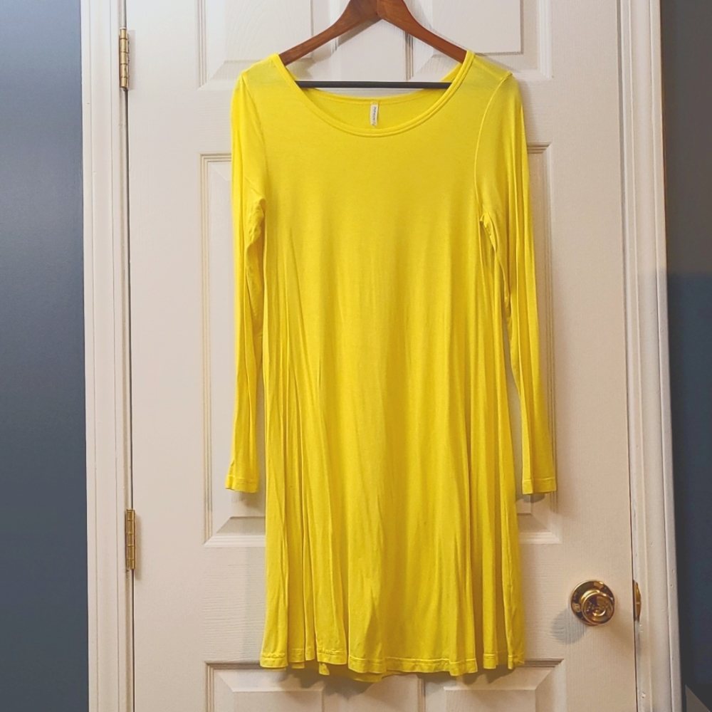 Yellow dress